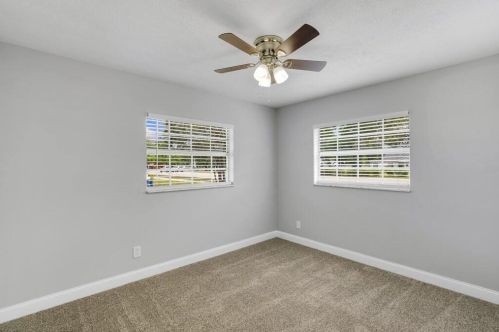 1171 27th Ave, Vero Beach FL  32960-4001 exterior
