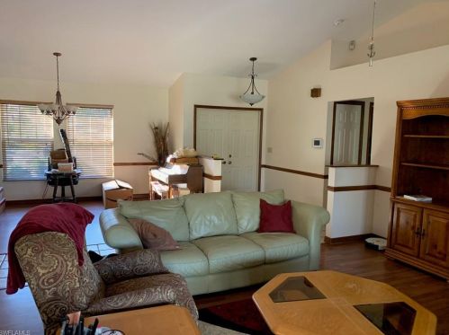 414 Palmetto Ave, Lehigh Acres FL 33972-7859 exterior