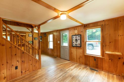 819 Eaton Rd, Conway NH  03818-6113 exterior