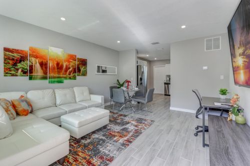 266 12th St, Delray Beach FL  33444-2916 exterior