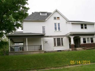 106 6th St, Peru IN  46970-2346 exterior