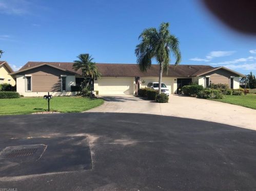 326 Reynolds Ct, Naples, FL 34112-5057