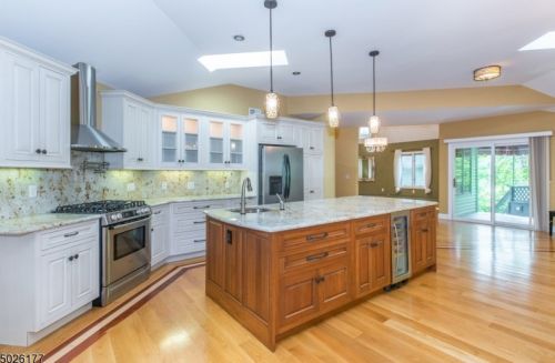 39 Winona Ave, Lincoln Park NJ  07035-1711 exterior