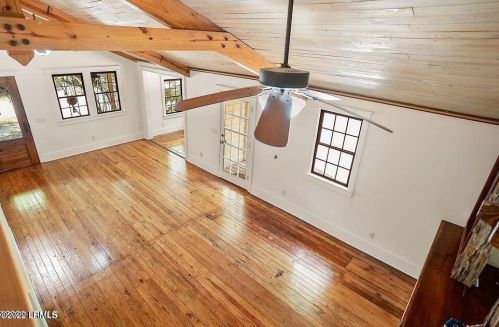 80 Gannet Pt Rd, Beaufort SC  29907-2306 exterior