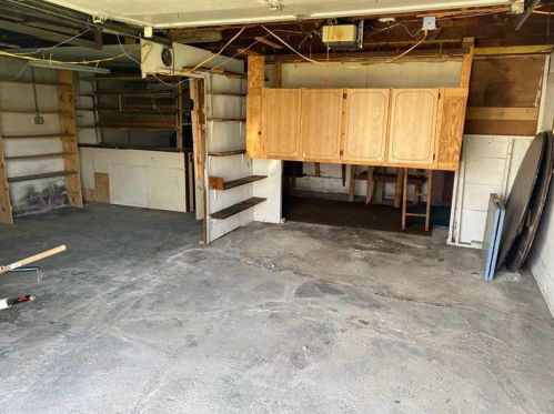 2007 Stanton Ave, New Castle PA  16101-5221 exterior