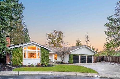 141 Turrini Ct, Danville, CA 94526-2741