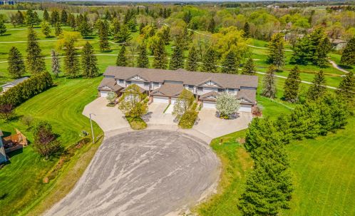 189 Pine Ridge Ct, Mishicot WI  54228-9515 exterior