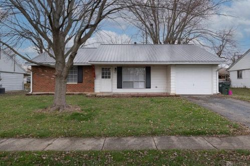 1804 Atkinson Dr, Xenia, OH 45385-4908