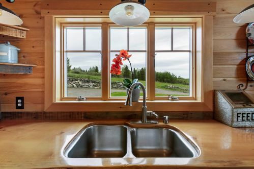 127 Bennett Hl Rd, Columbia NH  03576-3308 exterior