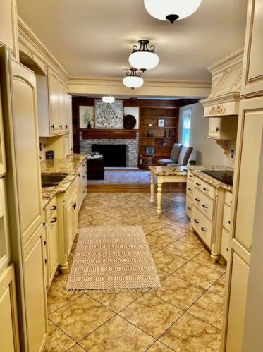 2638 Cedarvue Dr, Pittsburgh PA  15241-2912 exterior