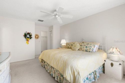 100 Lisa Ln, Oldsmar FL  34677-2369 exterior