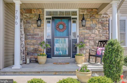 706 Belfair Dr, Dauberville, PA 19533-9442