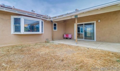 5735 Amarillo Ave, La Mesa CA 91942-2889 exterior