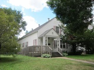 314 4th St, Virginia, MN 55792-2722