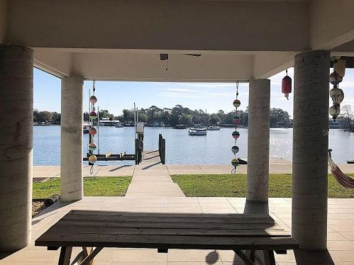 433 8th Ave, Crystal River FL  34429-4337 exterior