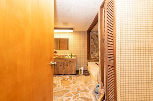 14010 Wp Ln, Thonotosassa FL  33592-4204 exterior