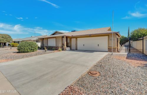 19433 99th Dr, Sun City, AZ 85373-1239