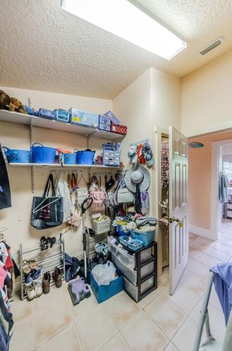 4832 Sunset Blvd, Port Richey FL  34668-6443 exterior