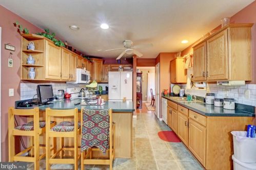 311 Quaker Hill Rd, Magnolia DE  19962-2224 exterior