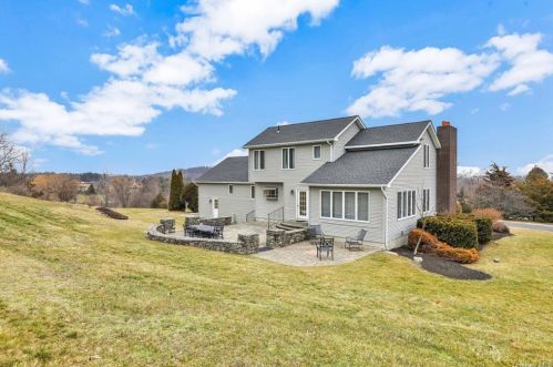 10 Ruby Rd, Marlborough, NY 12542-5519