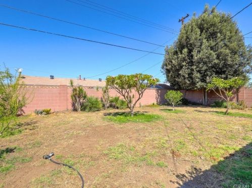 7845 La Mirada Cir, Buena Park CA  90620-2308 exterior