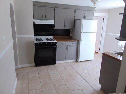 129 Platt St, Waterbury CT  06704-3040 exterior