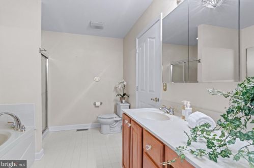 618 Beaver Falls Pl, Wilmington DE  19808-1648 exterior
