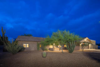 10524 Adobe Rd, Mesa, AZ 85207-3140