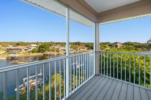 705 Shakett Creek Dr, Nokomis FL  34275-2252 exterior