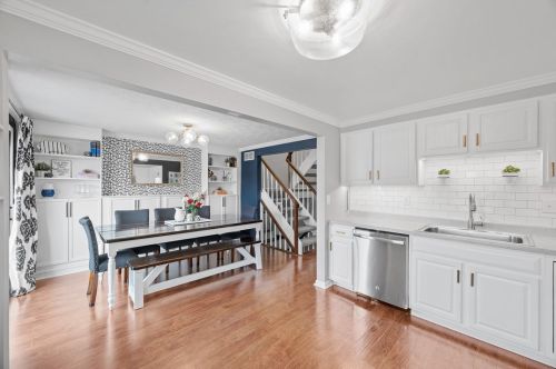 2507 Hunting Ridge Trl, Bridgeville PA  15017-1611 exterior