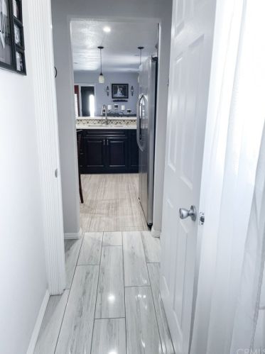 8208 Olanda St, Paramount CA 90723-2723 exterior