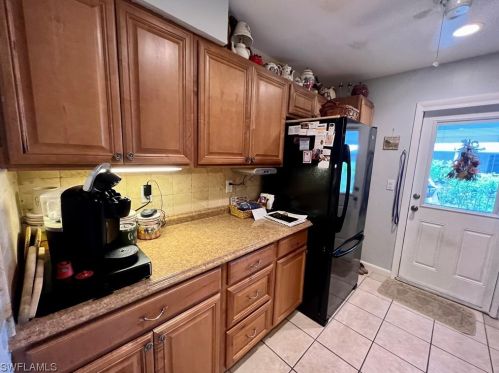 28 Desert Candle Cir, Lehigh Acres FL 33936-7362 exterior