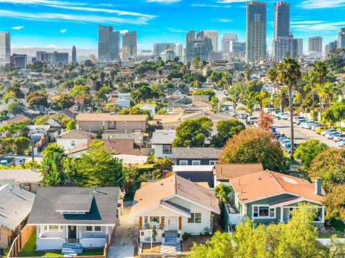 244 27th St, San Diego CA  92102-3118 exterior