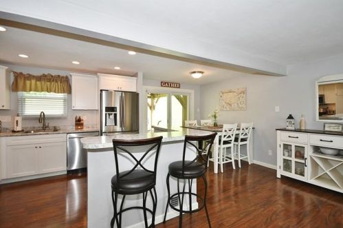 1397 Pennsylvania Ave, Bridgeville PA  15017-2670 exterior