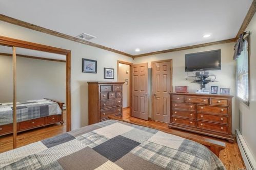 1532 Route 208, Washingtonville NY  10992-1916 exterior