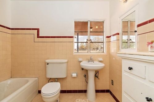 1010 Euclid Ave, Upland CA  91786-3201 exterior