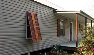 1022 Raymond Dr, Broussard, LA 70518-8106