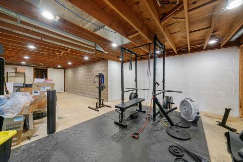 8328 Martinsburg Rd, Mount Vernon OH  43050-9506 exterior