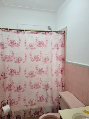 111-18 134th St, Jamaica, NY 11420-1513