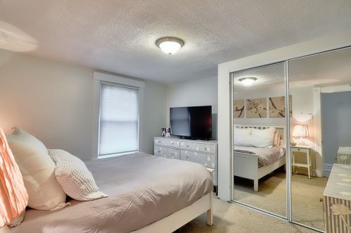 134 Milton St, Zelienople PA  16063-1041 exterior