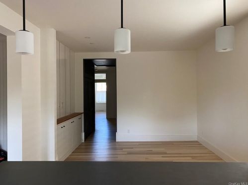 217 Allen St, Hudson NY  12534-2104 exterior