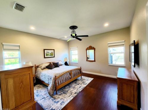 2209 Vardin Pl, Naples FL  34120-0511 exterior