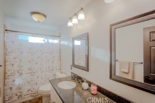 33068 Regina Dr, Temecula CA  92592-1472 exterior