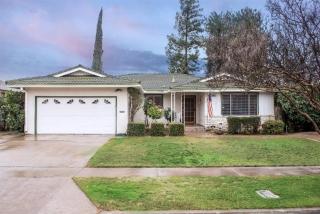 737 Magill Ave, Fresno, CA 93704-1015