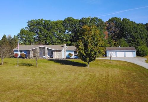 3090 Johnstown Utica Rd, Johnstown, OH 43031-9394