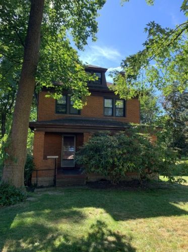 369 Goldsmith Rd, Pittsburgh, PA 15237-3621