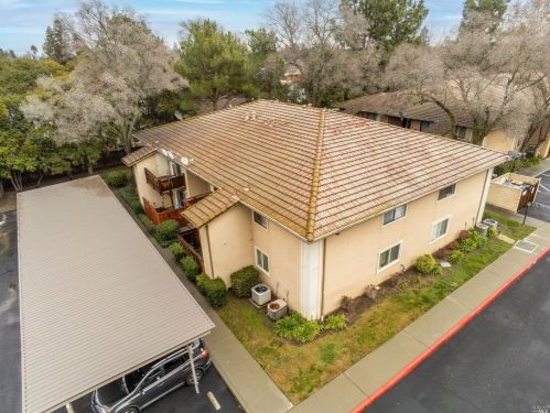 542 Arcadia Dr, Vacaville CA  95687-3354 exterior