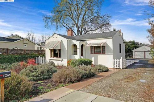 4073 Stanley Blvd, Pleasanton, CA 94566-6289