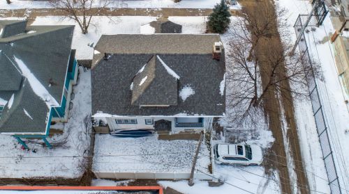 828 32, Milwaukee WI 53215-1549 exterior