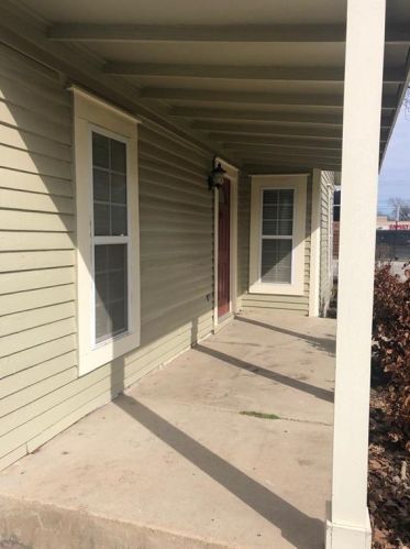 1208 Hart St, Georgetown TX  78626-6628 exterior